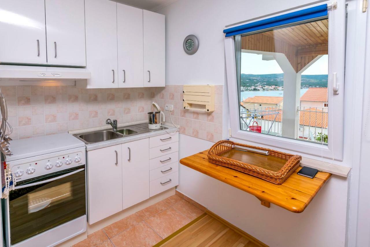 Apartment Pava Rogoznica  Buitenkant foto