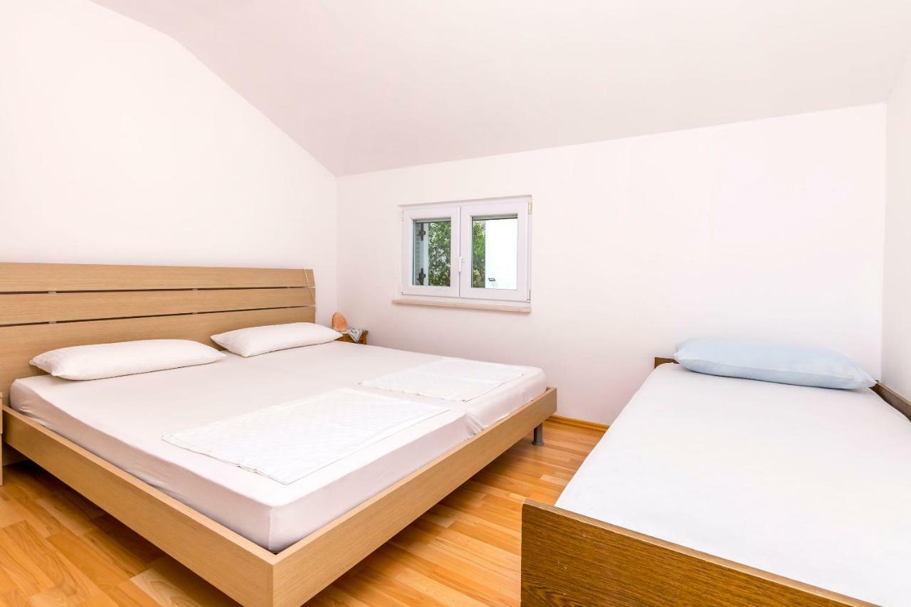 Apartment Pava Rogoznica  Buitenkant foto